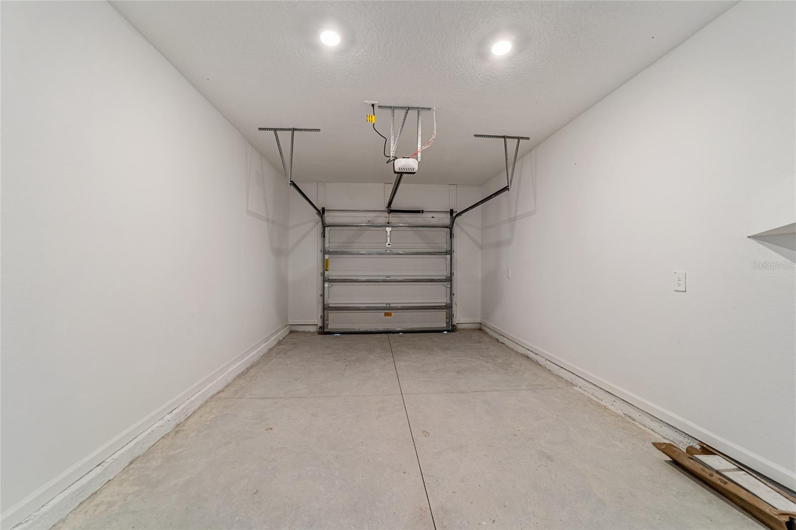 OAK HAMMOCK PRESERVE - Residential Lease