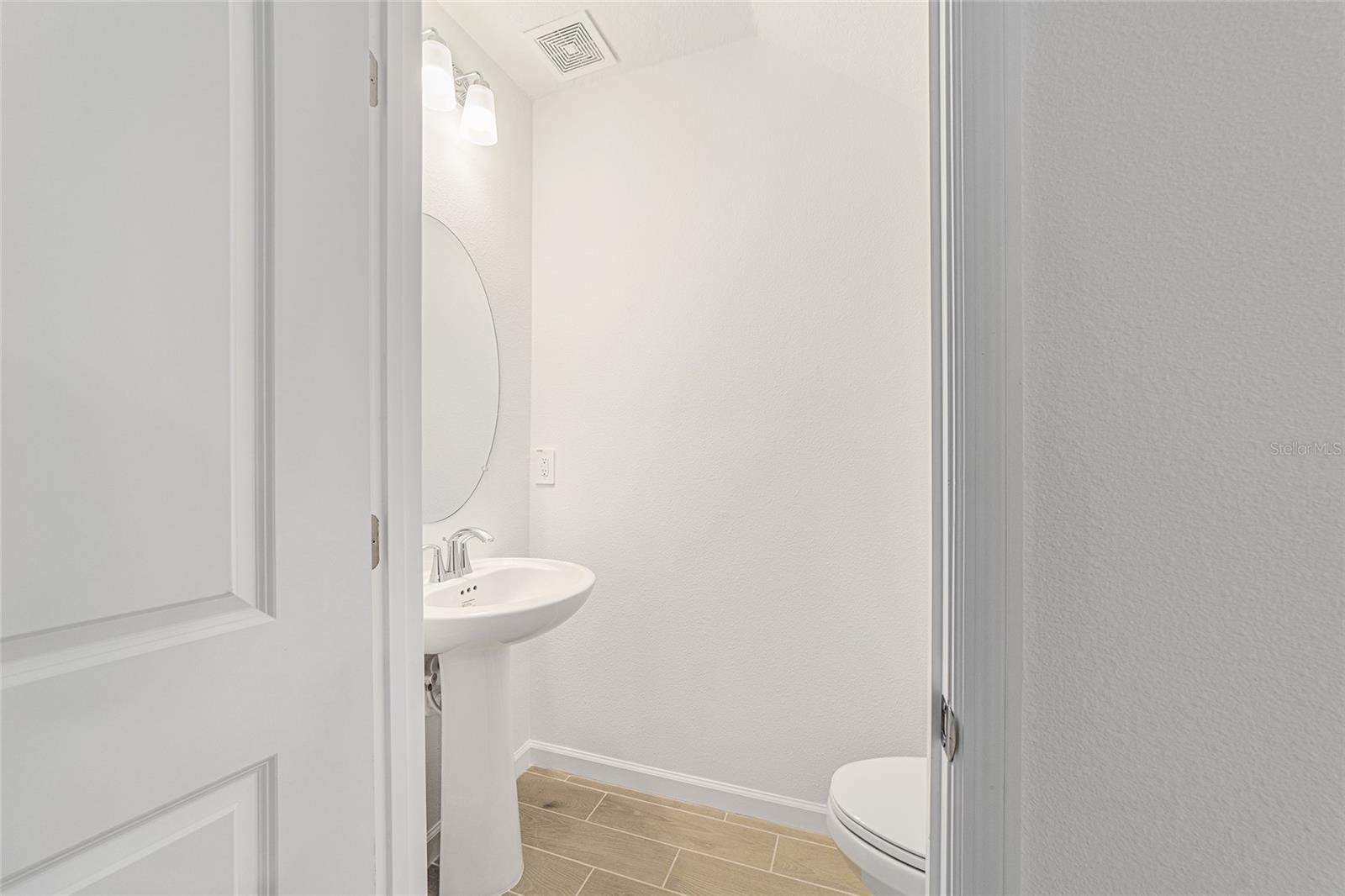 OAK HAMMOCK PRESERVE - Residential Lease