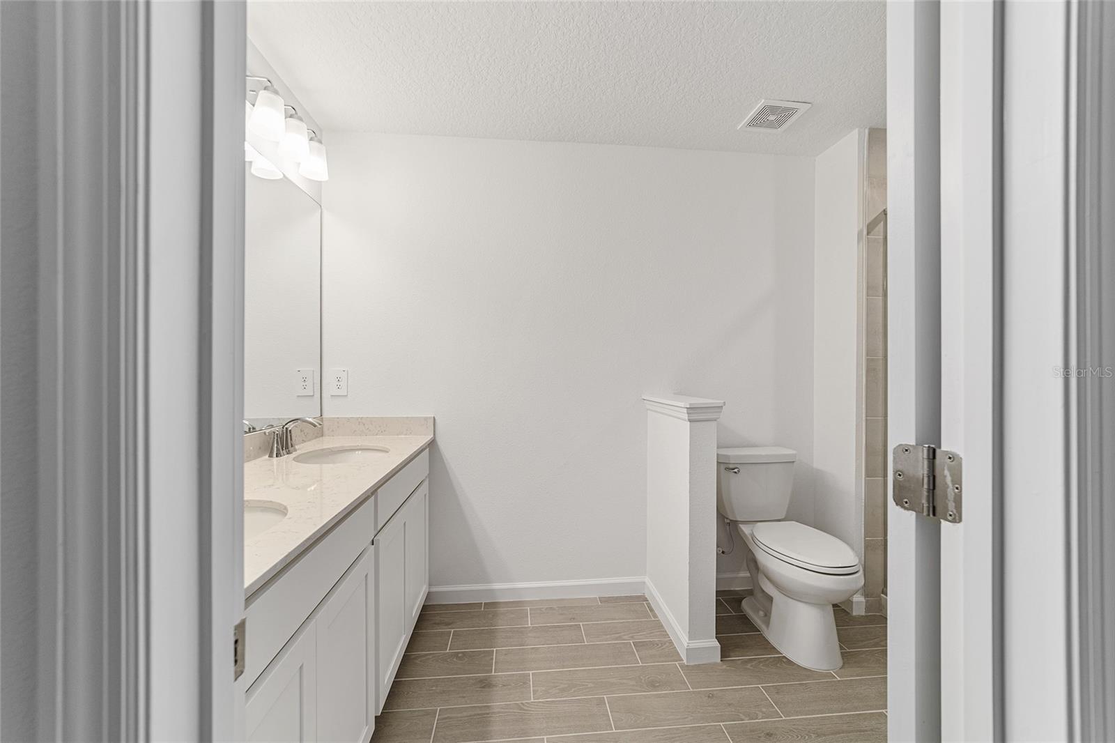 OAK HAMMOCK PRESERVE - Residential Lease