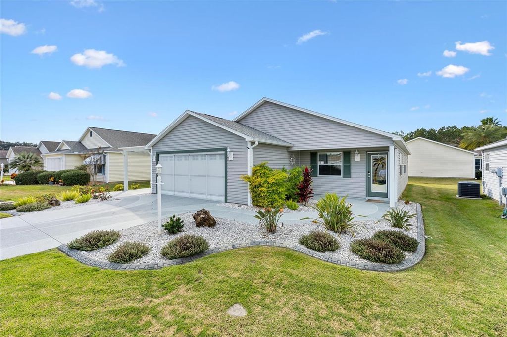 Photo of 1812 Chancey Way, The Villages, FL 32162 (MLS # OM714094)