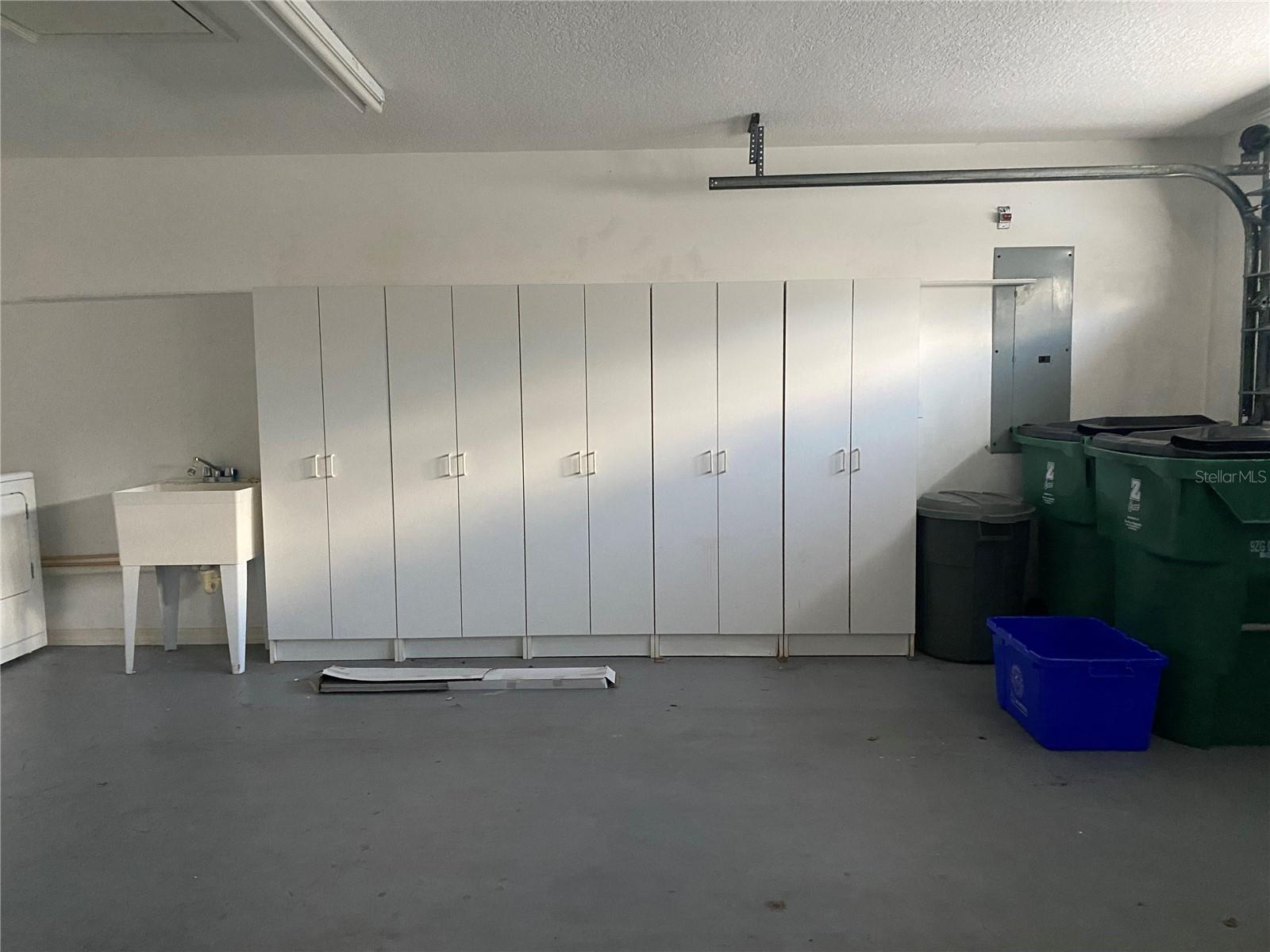 WEDGEWOOD MANOR PH 01 02 - Residential