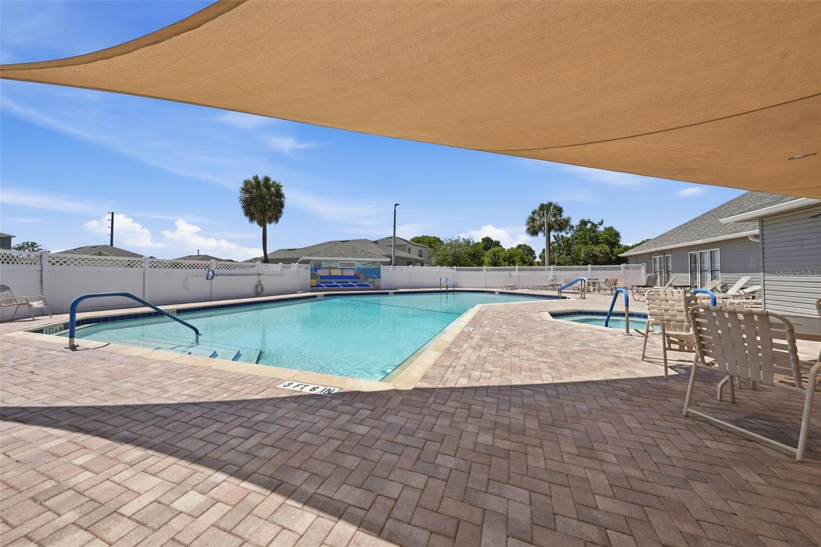 TAVARES BAYTREE PH 02 - Residential