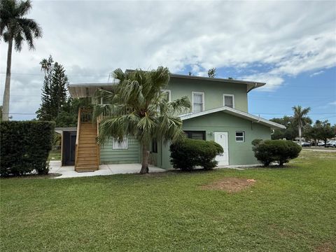 Photo of 408 3rd Avenue E #A, Bradenton, FL 34208 (MLS # A4696985)