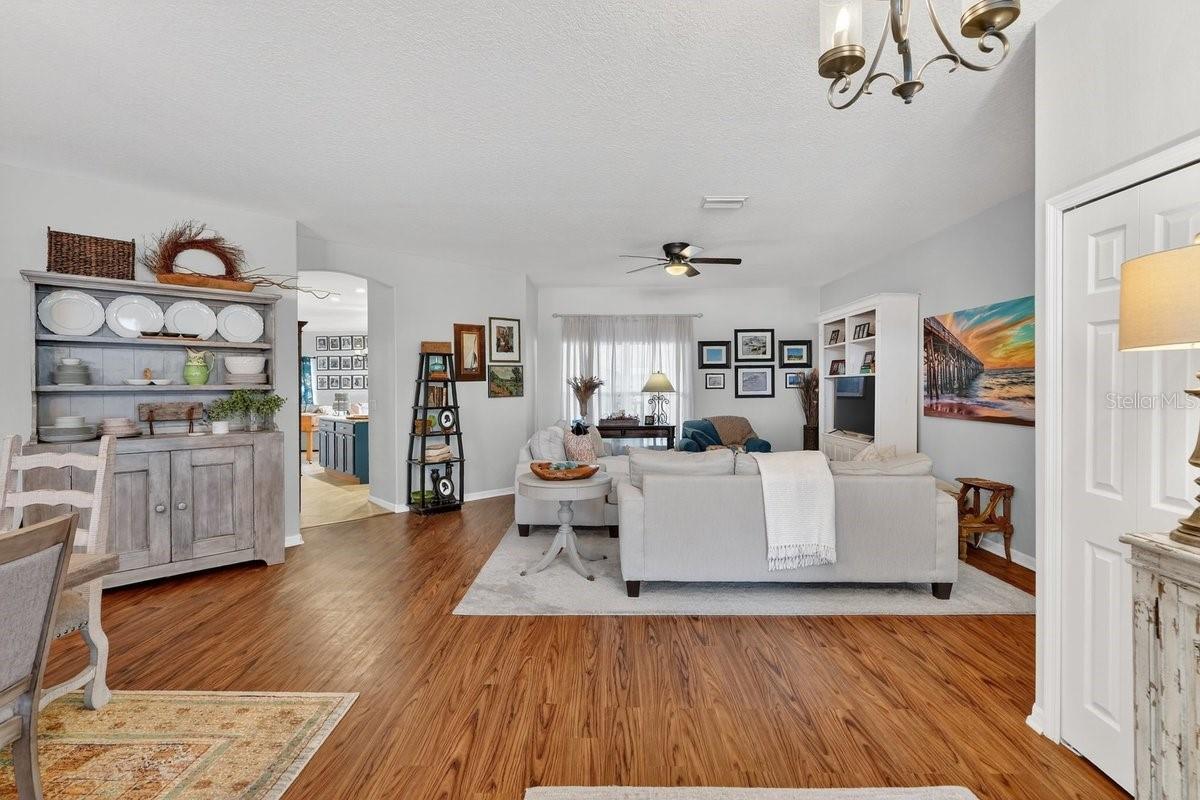 LEHIGH WOODS - Residential