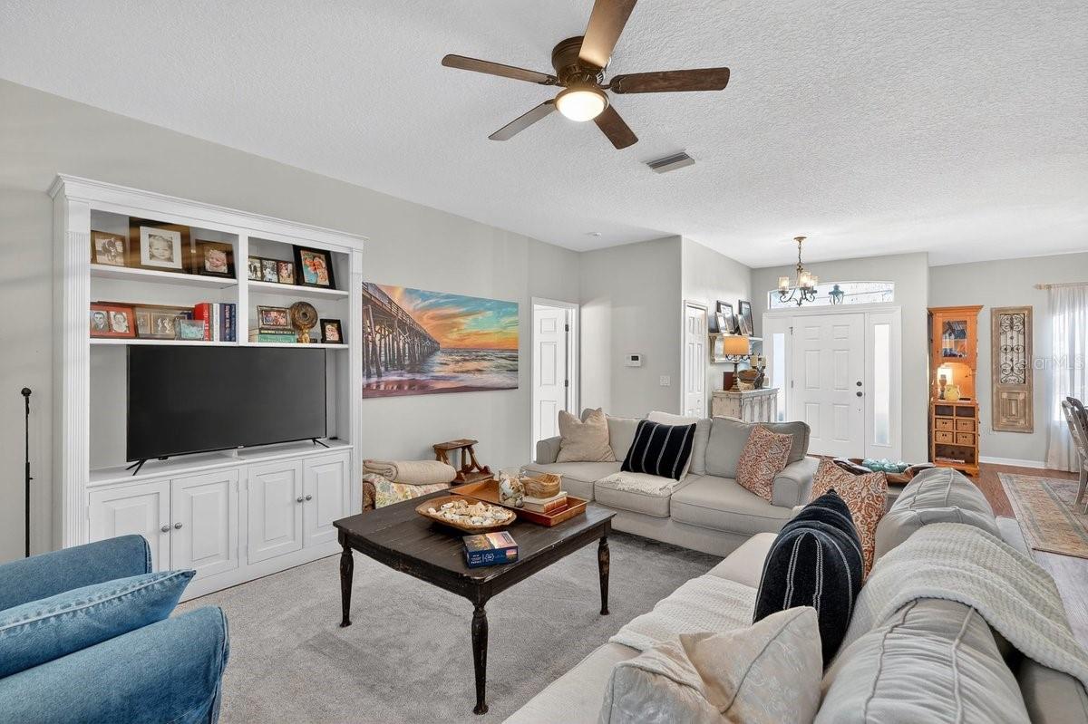 LEHIGH WOODS - Residential