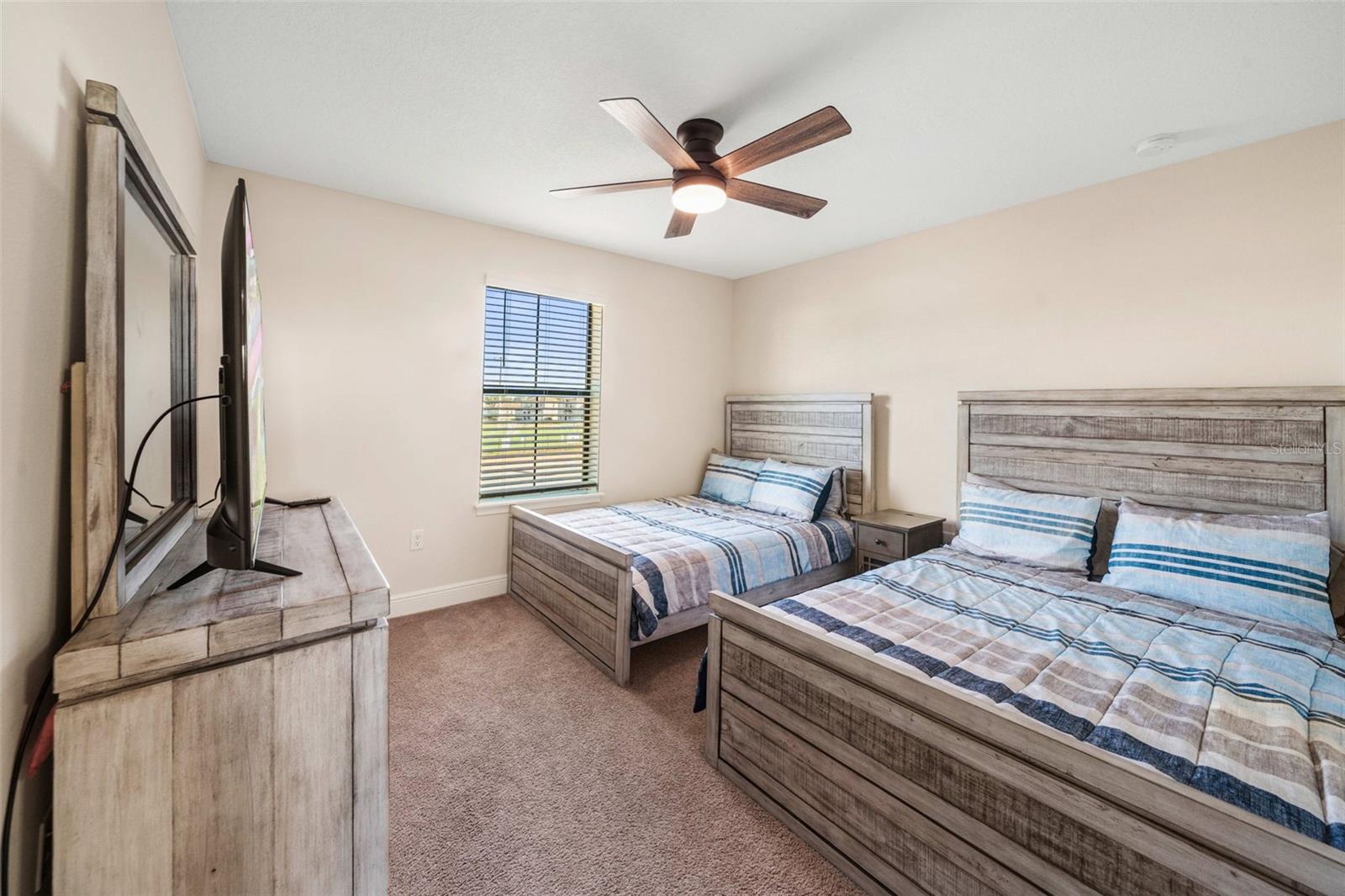 BALMORAL ESTATES - Residential Lease