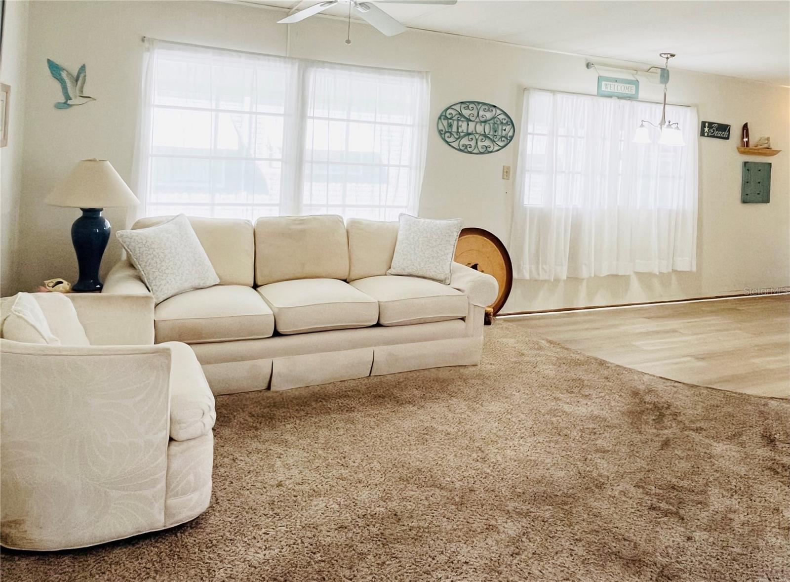 OAKWOOD MANOR - Residential