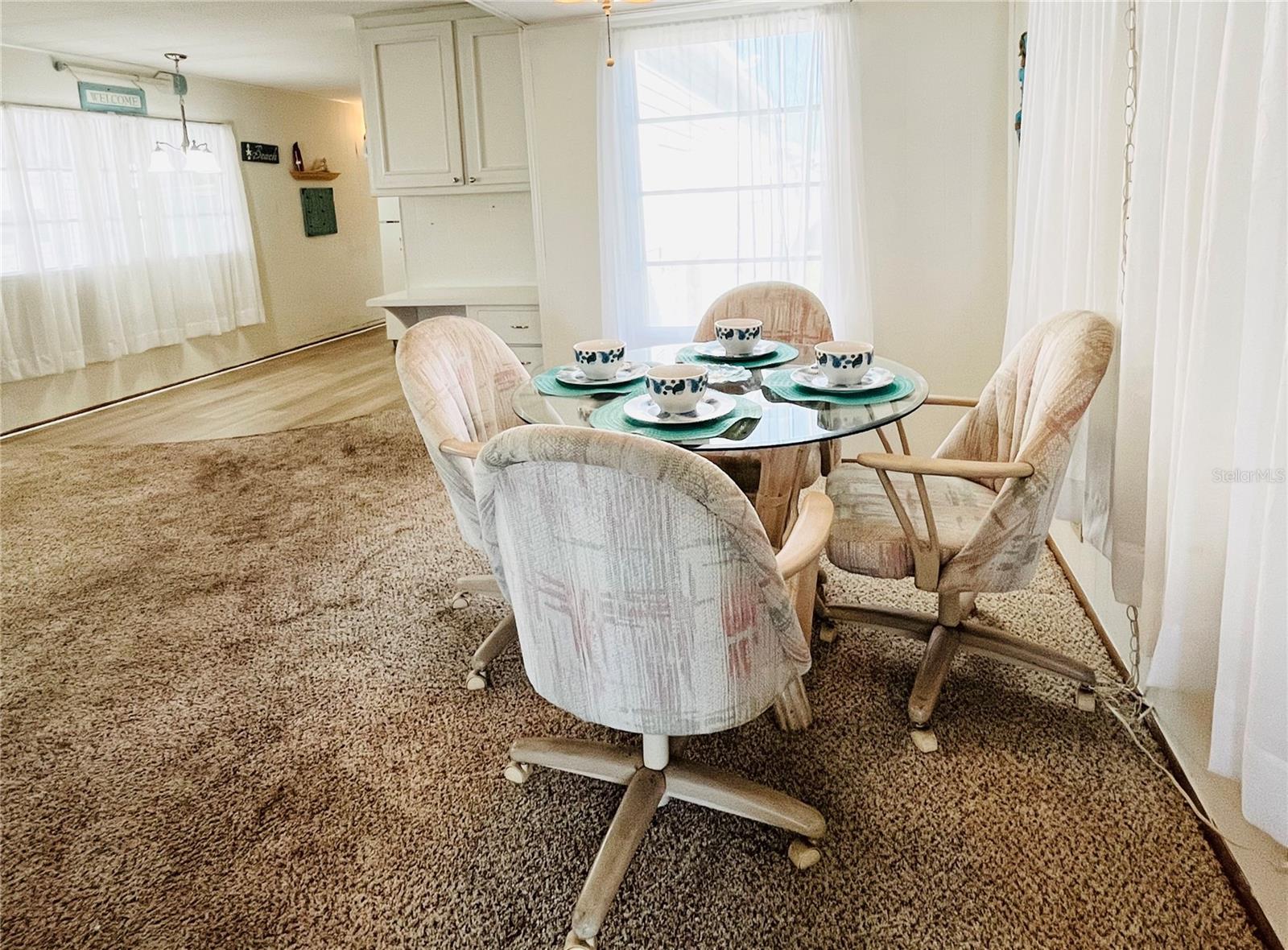 OAKWOOD MANOR - Residential