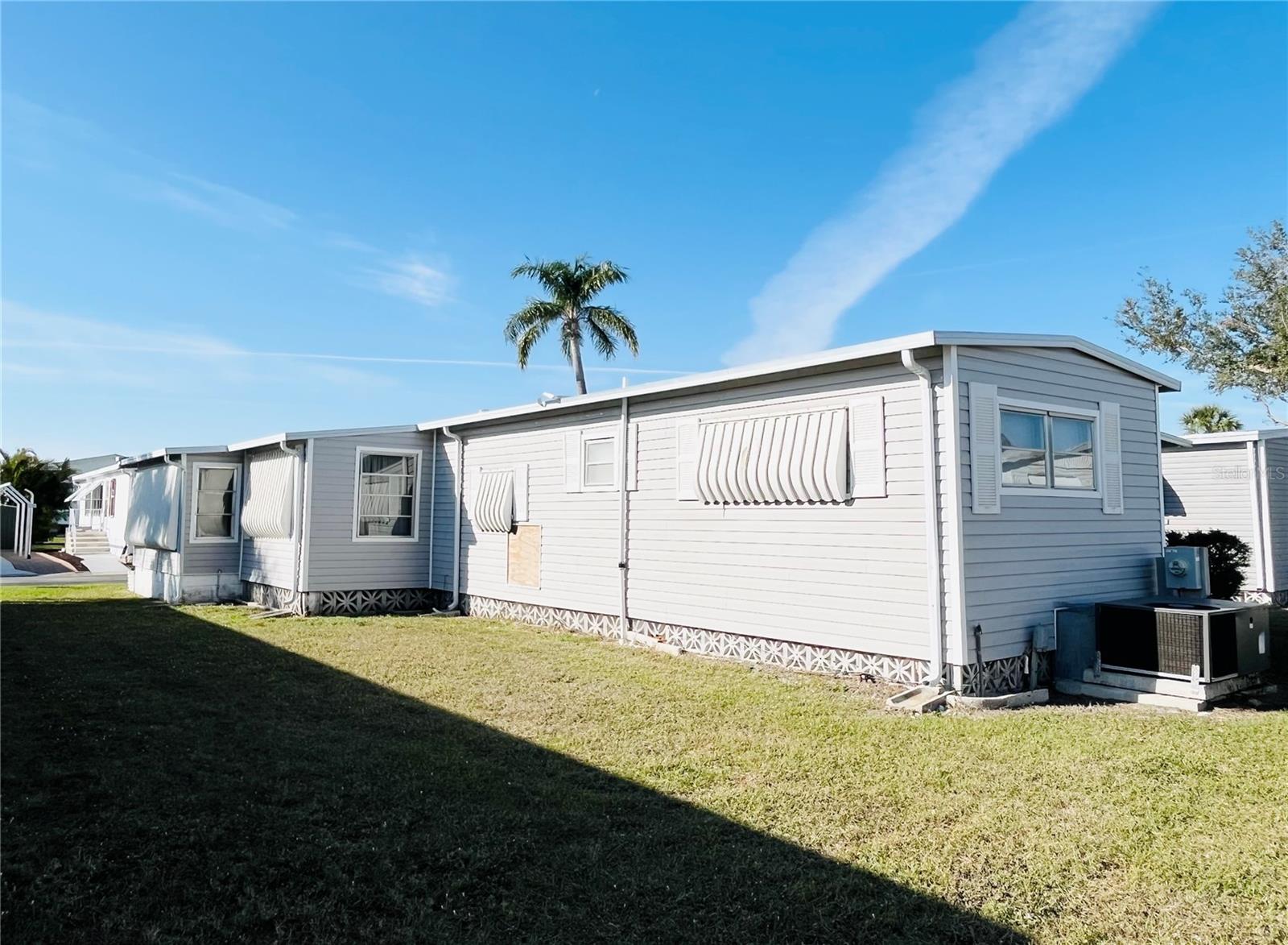 OAKWOOD MANOR - Residential