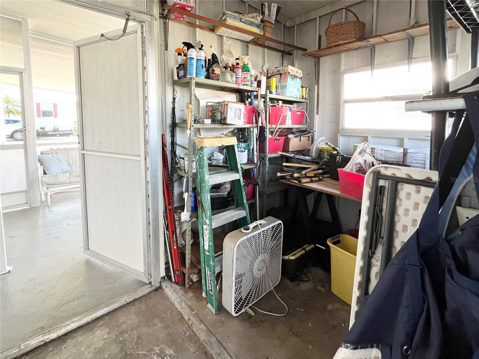 OAKWOOD MANOR - Residential