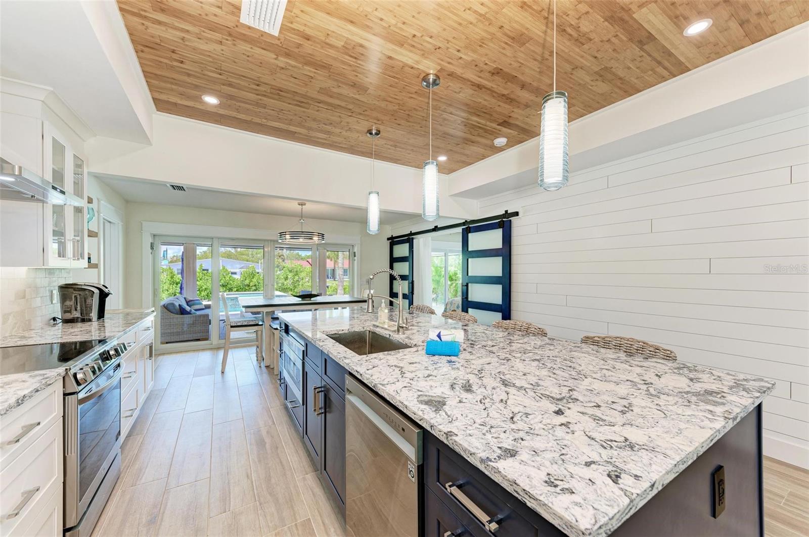 SUNRISE PARK REP - Residential