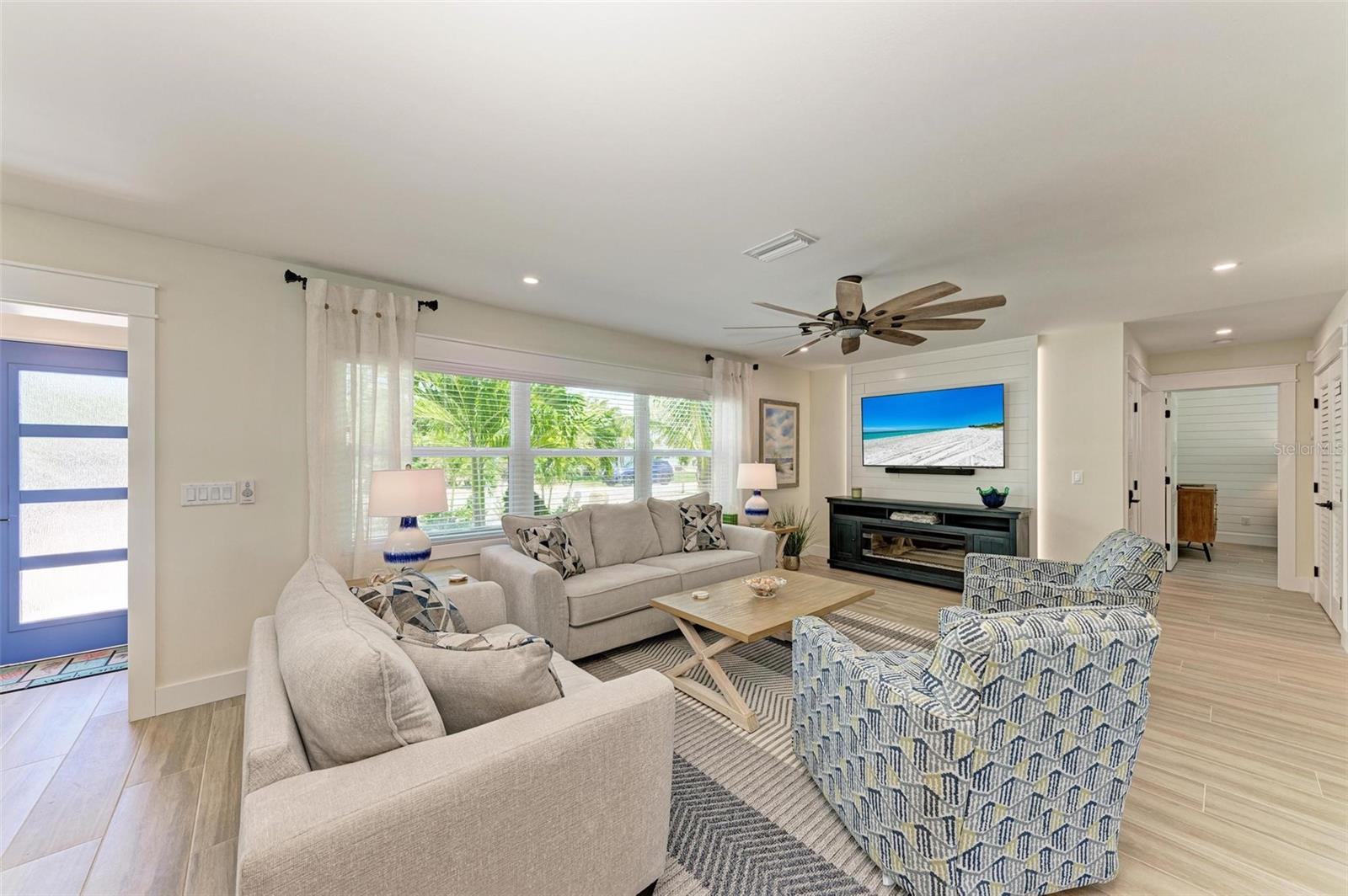 SUNRISE PARK REP - Residential