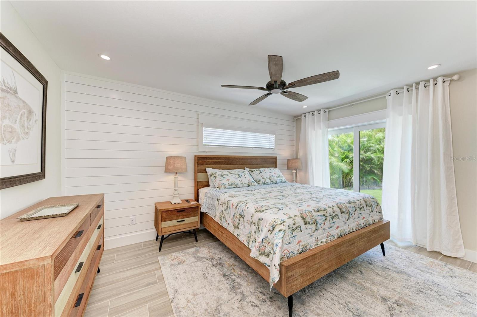 SUNRISE PARK REP - Residential