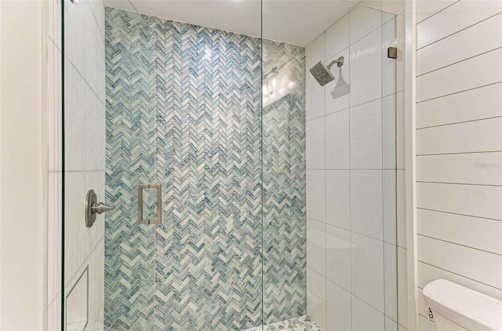 SUNRISE PARK REP - Residential