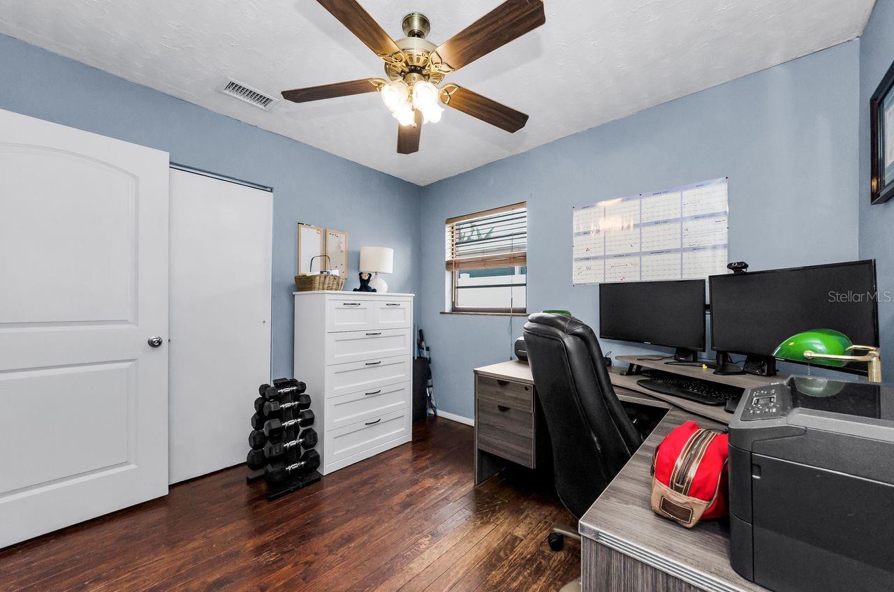 BAYSHORE HEIGHTS - Residential