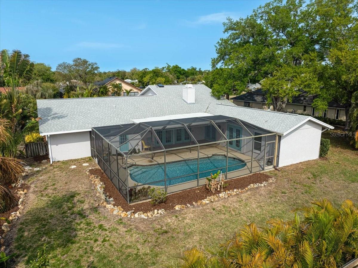 COUNTRY PLACE - Residential