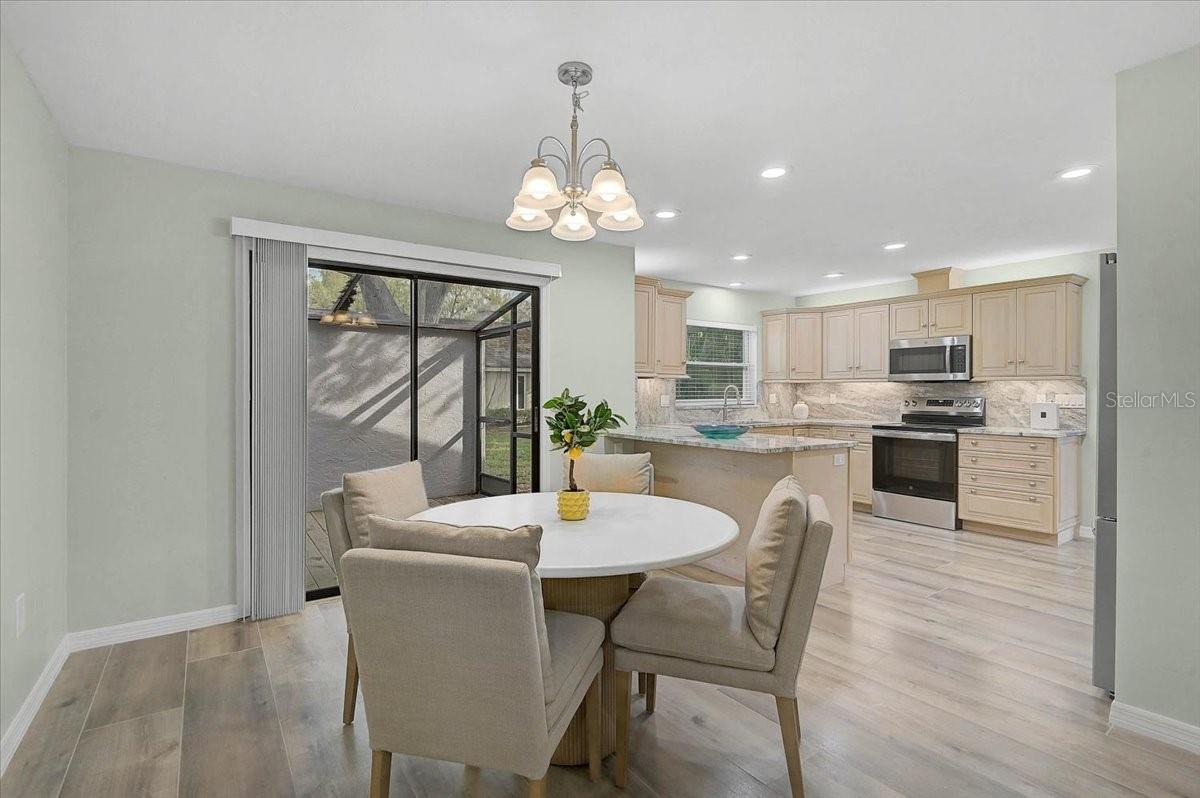 COUNTRY PLACE - Residential