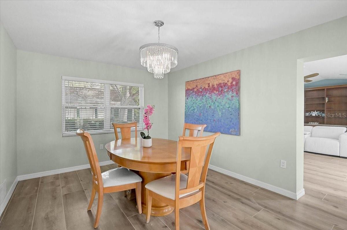 COUNTRY PLACE - Residential