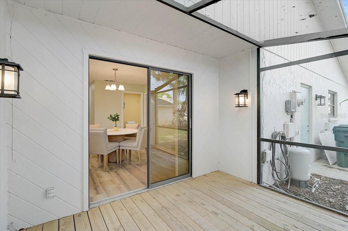 COUNTRY PLACE - Residential