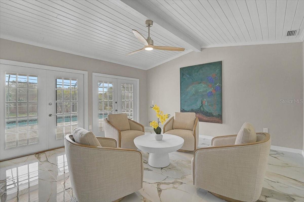 COUNTRY PLACE - Residential