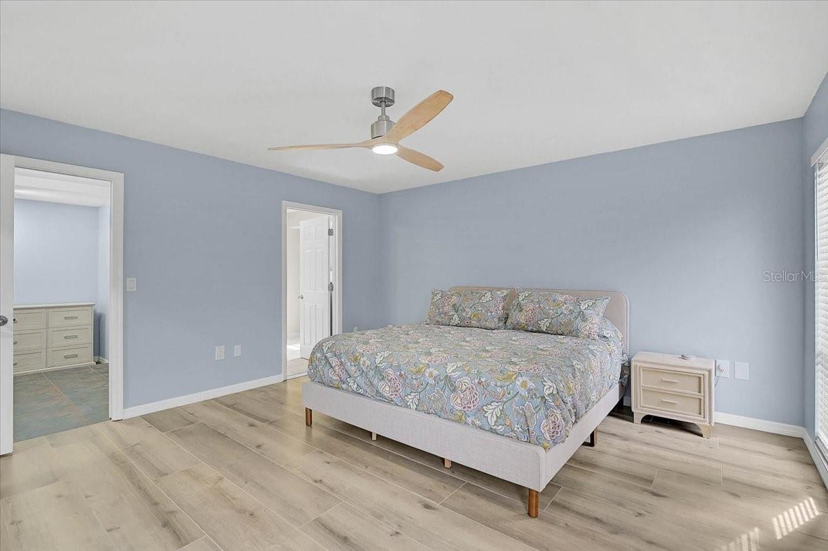 COUNTRY PLACE - Residential