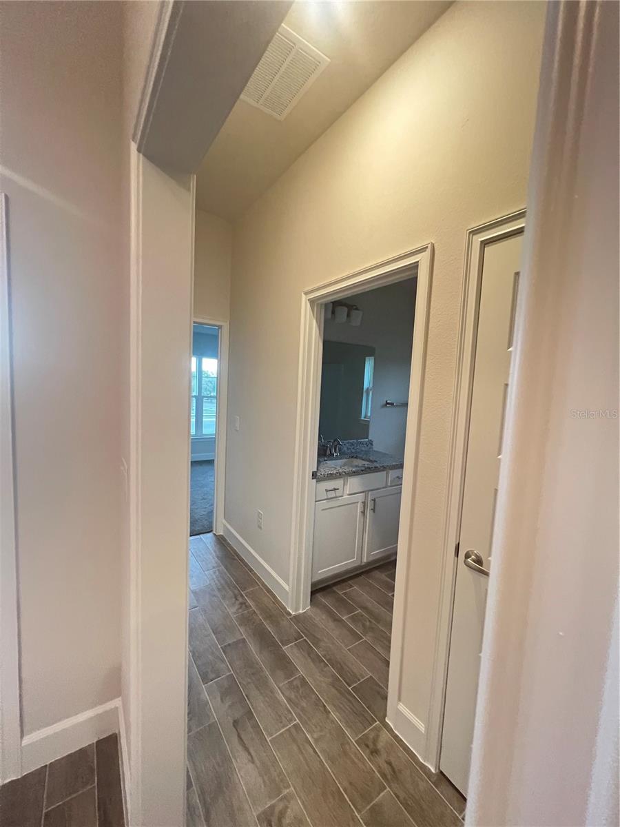 ABBEY GLEN - Residential