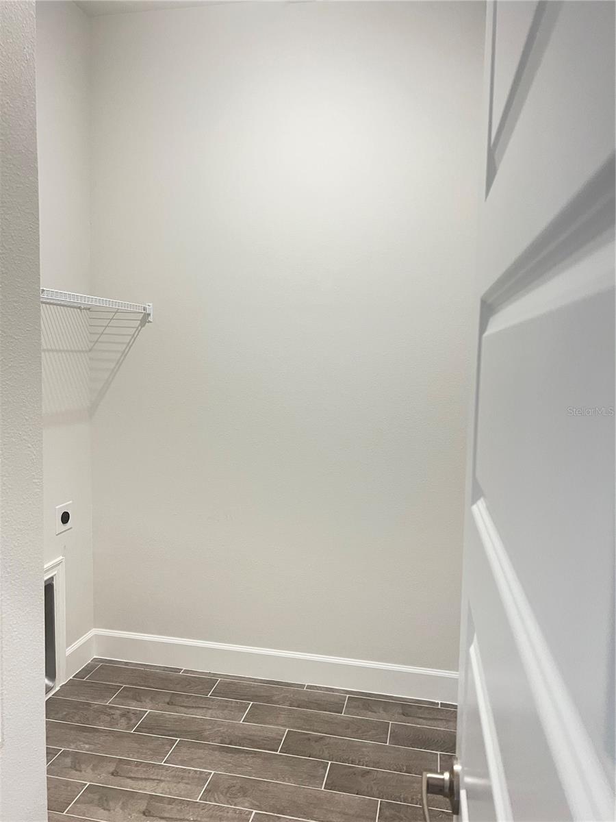 ABBEY GLEN - Residential