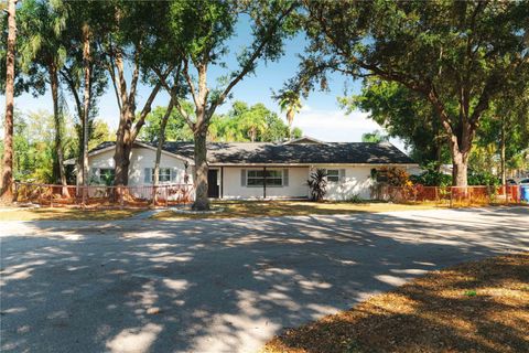 Photo of 15509 Casey Road, Tampa, FL 33624 (MLS # TB8442142) Photo of 15509 Casey Road, Tampa, FL 33624 (MLS # TB8442142)
