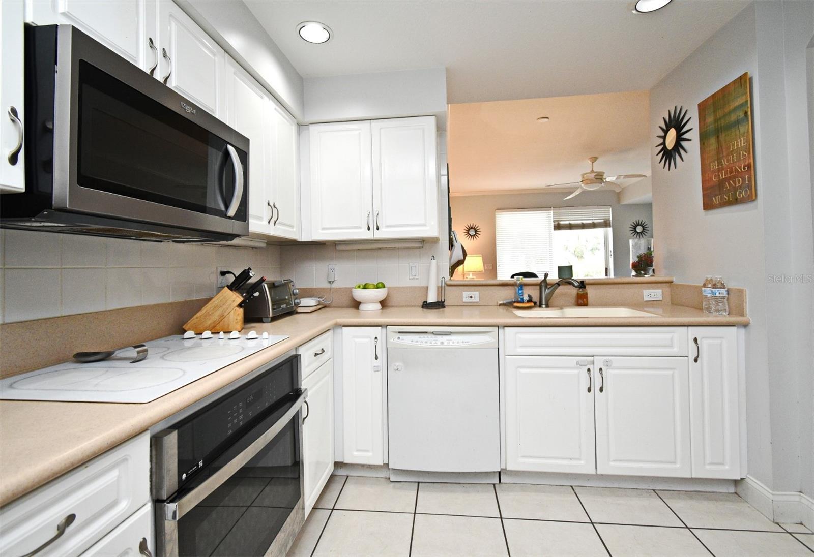 RIVERS EDGE HARBOUR VILLAGE - Residential