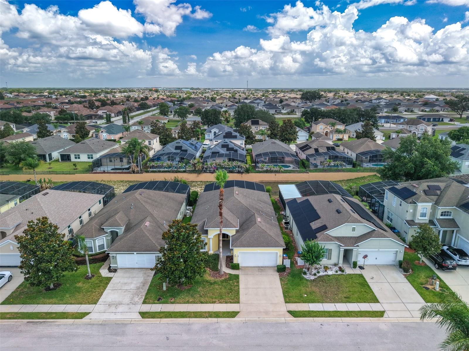 CALABAY PARC AT TOWER LAKE PH 2 - Residential