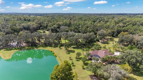 Tiny photo for 708 SE 44th Road, Ocala, FL 34480 (MLS # OM710169)