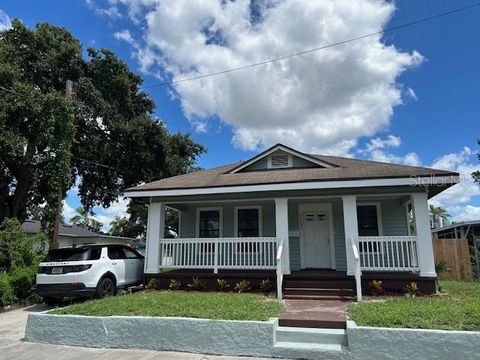 A home in TAMPA