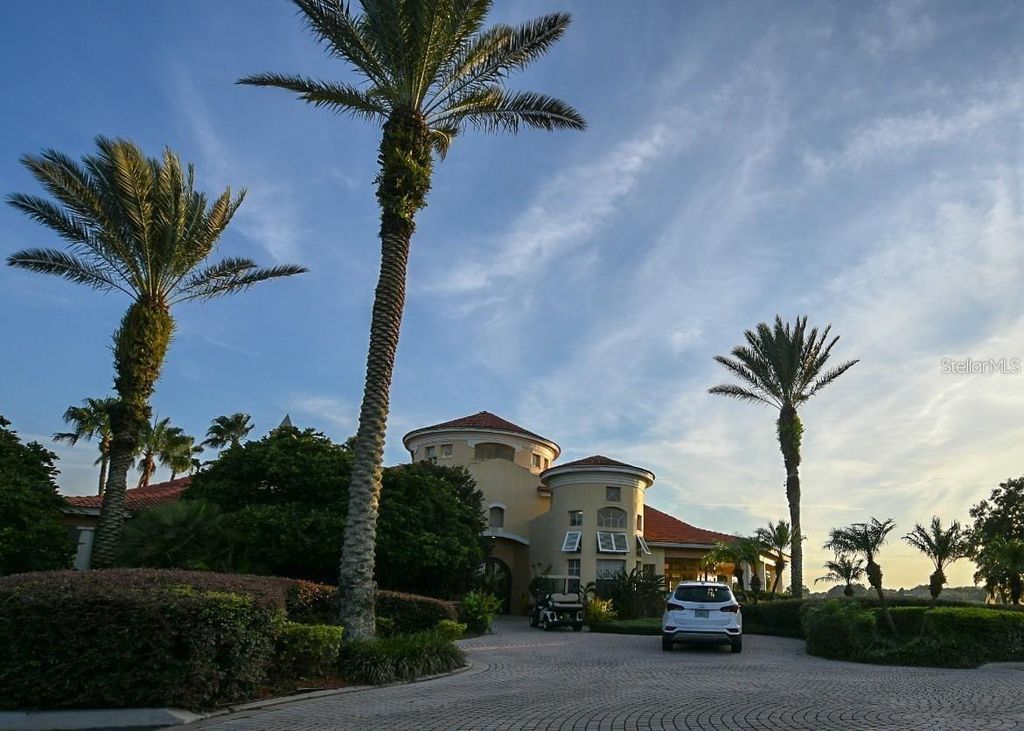 Photo of 7270 Westpointe Boulevard #920, Orlando, FL 32835 (MLS # G5115048)