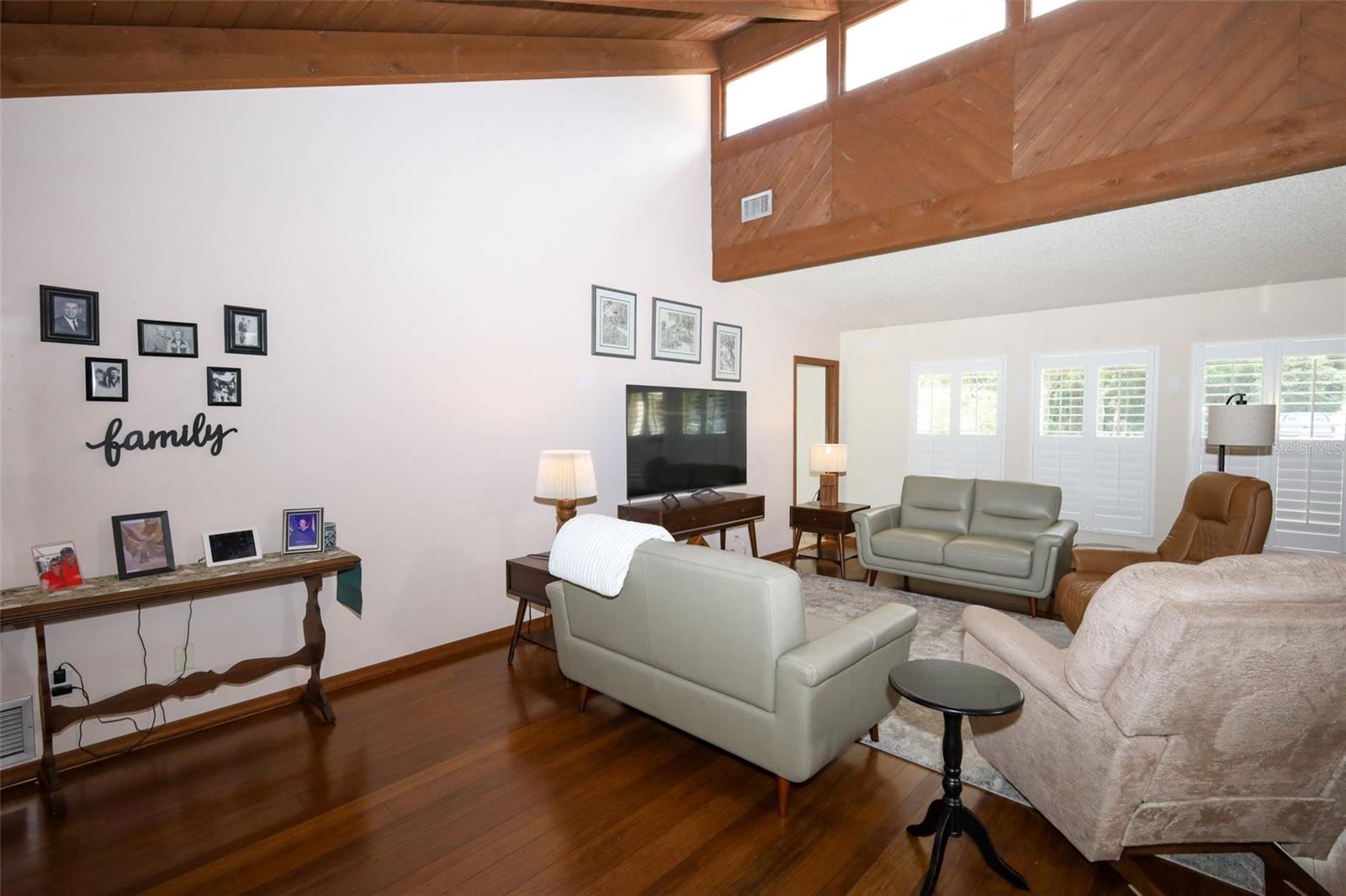 SANLANDO SPGS - Residential