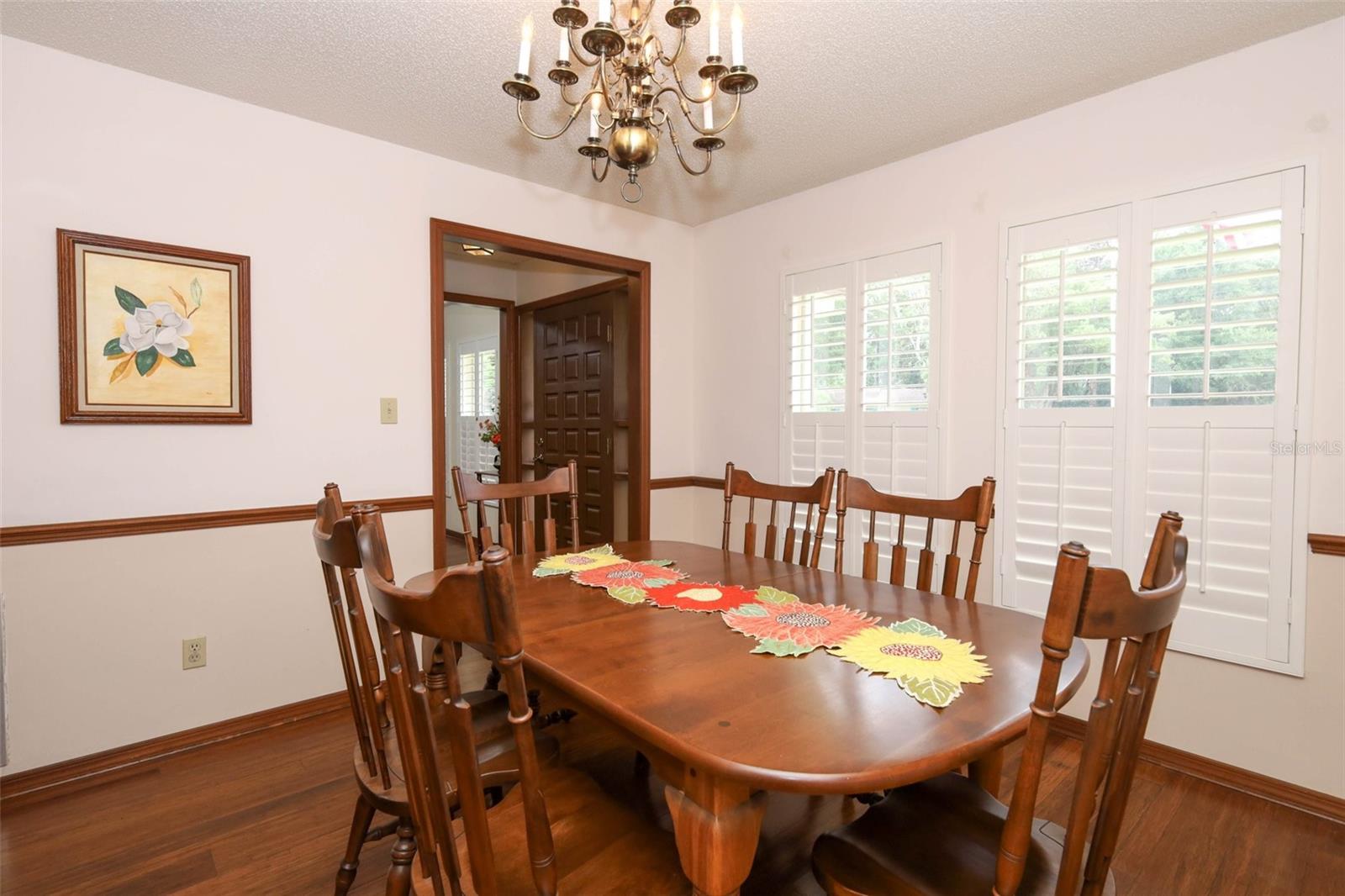 313 WHITE OAK DRIVE