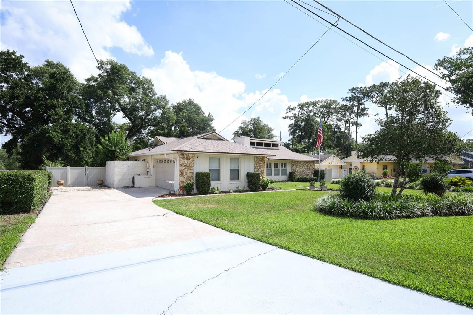 SANLANDO SPGS - Residential