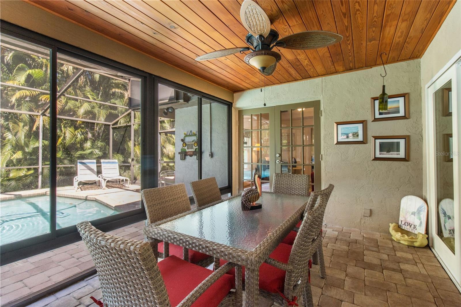 BAY WOODS-UNIT I - Residential