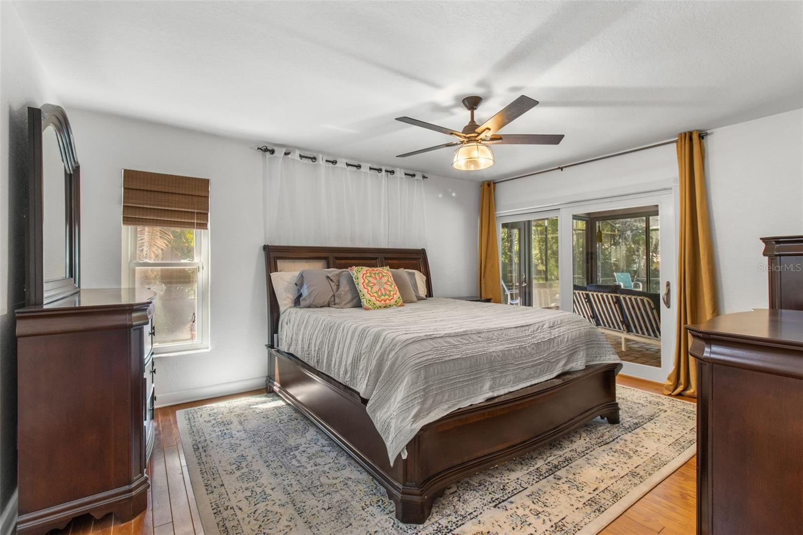 BAY WOODS-UNIT I - Residential