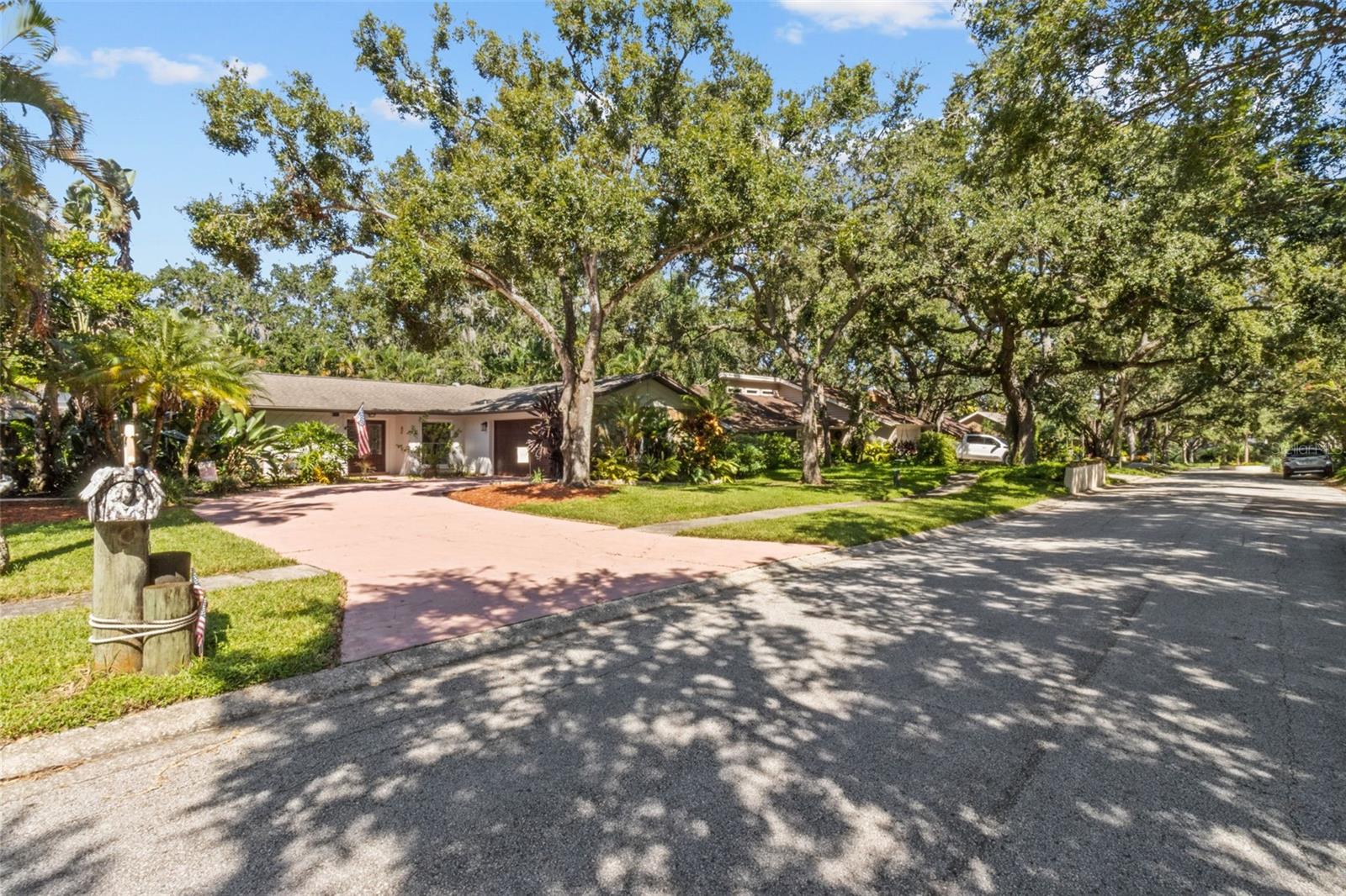 BAY WOODS-UNIT I - Residential