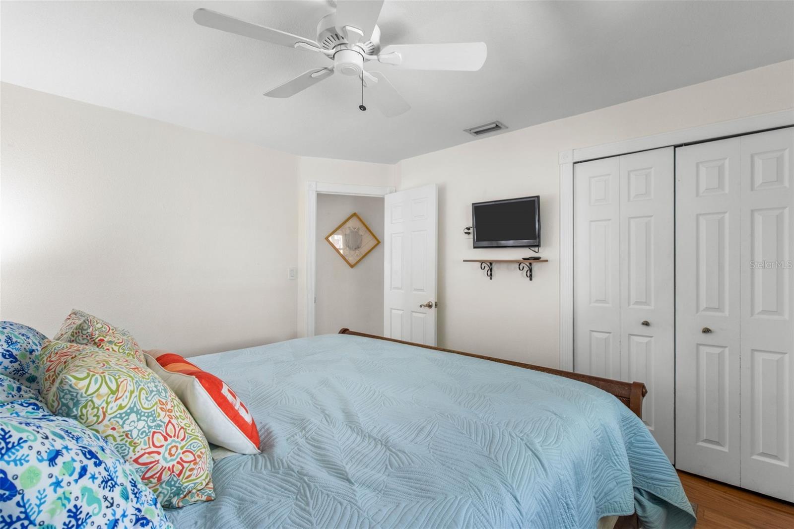 BAY WOODS-UNIT I - Residential