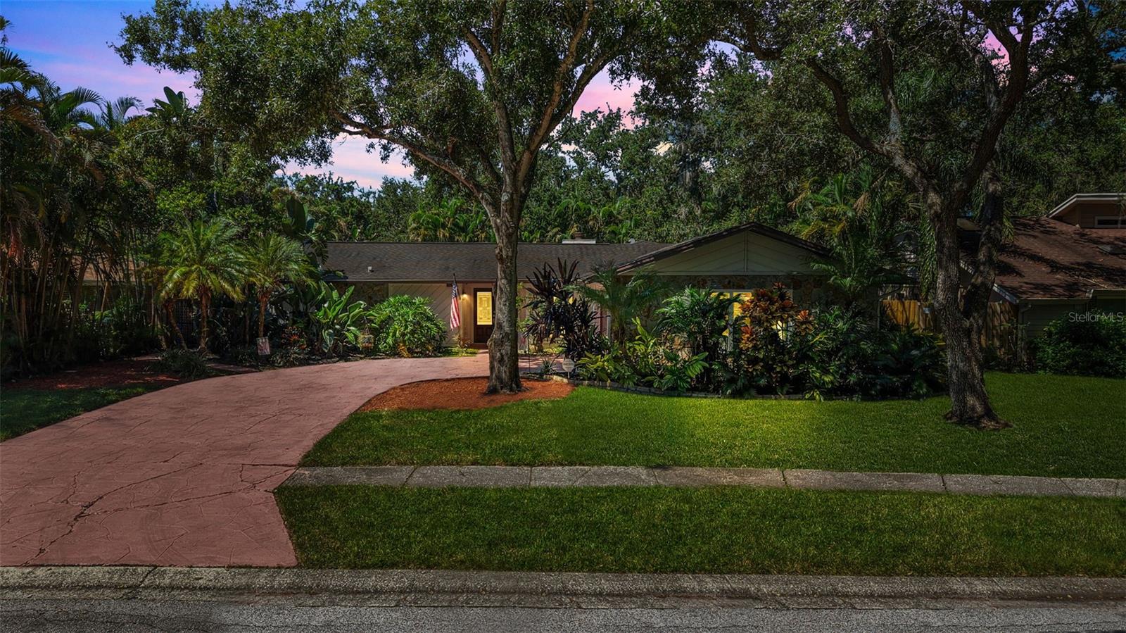 BAY WOODS-UNIT I - Residential
