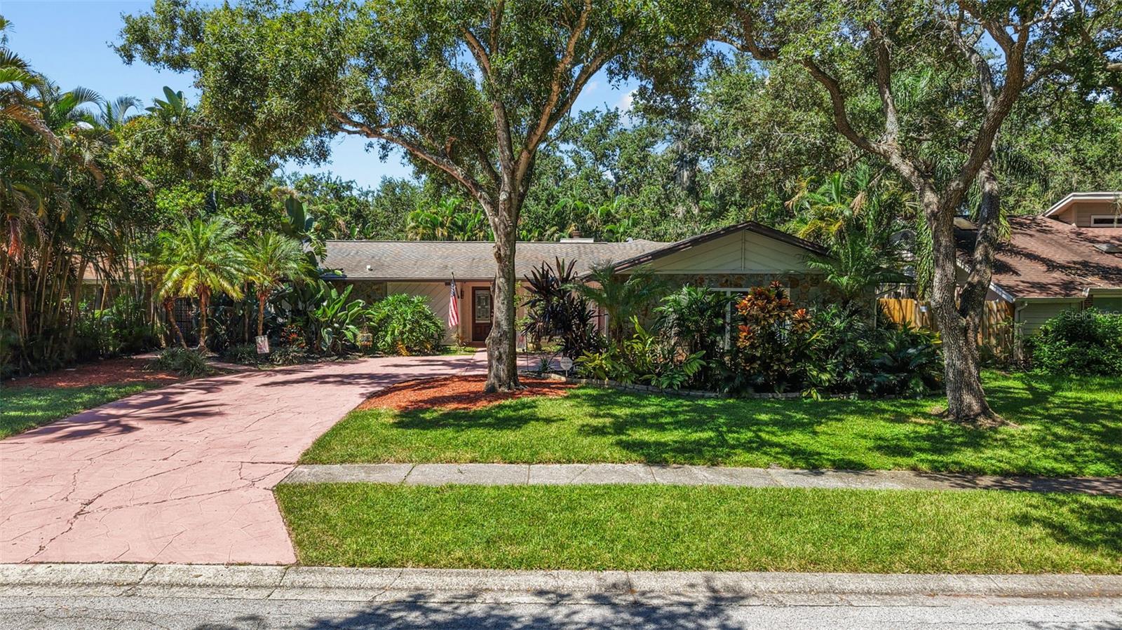 BAY WOODS-UNIT I - Residential