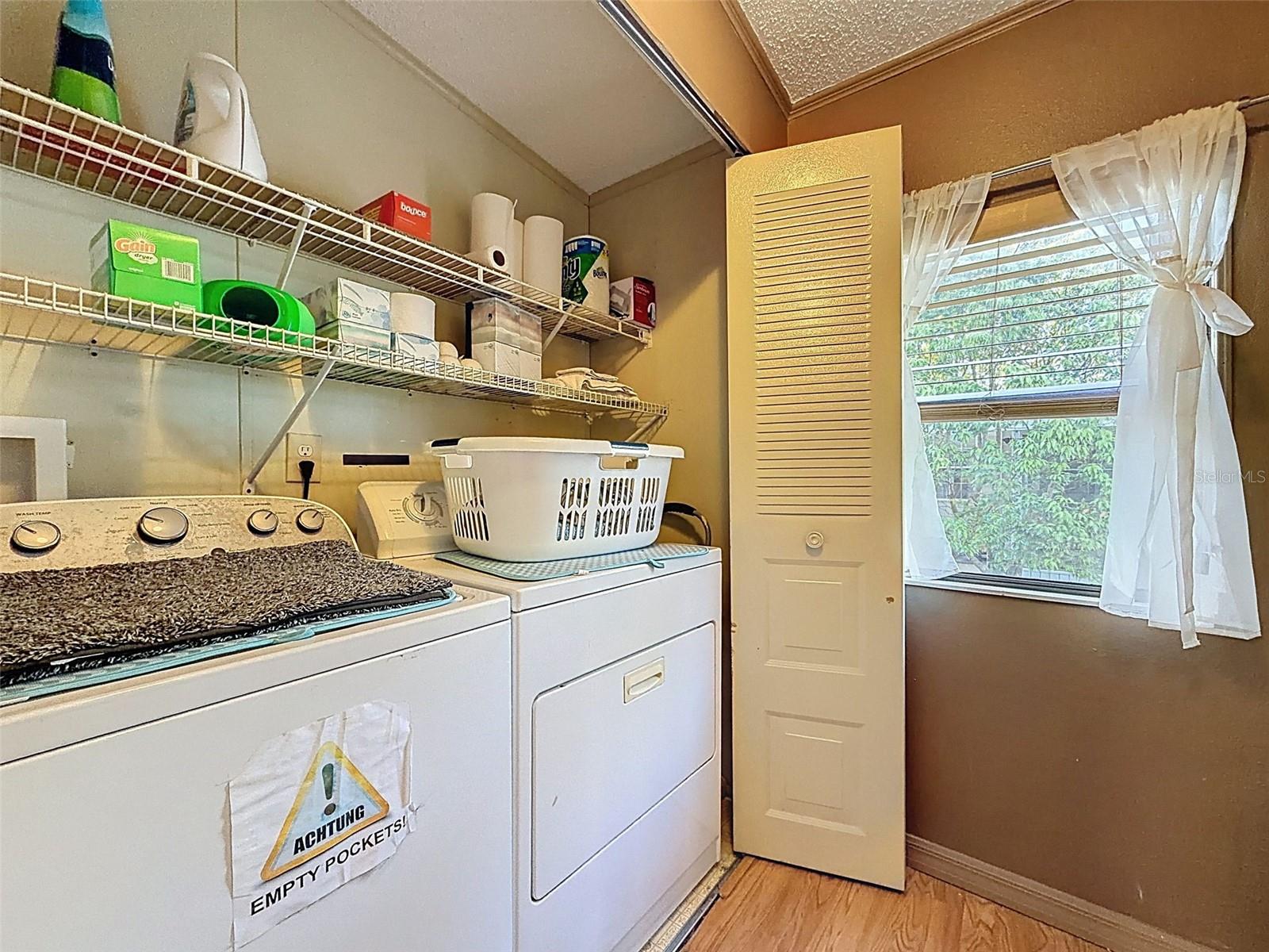 VILLAGE PARK - Residential