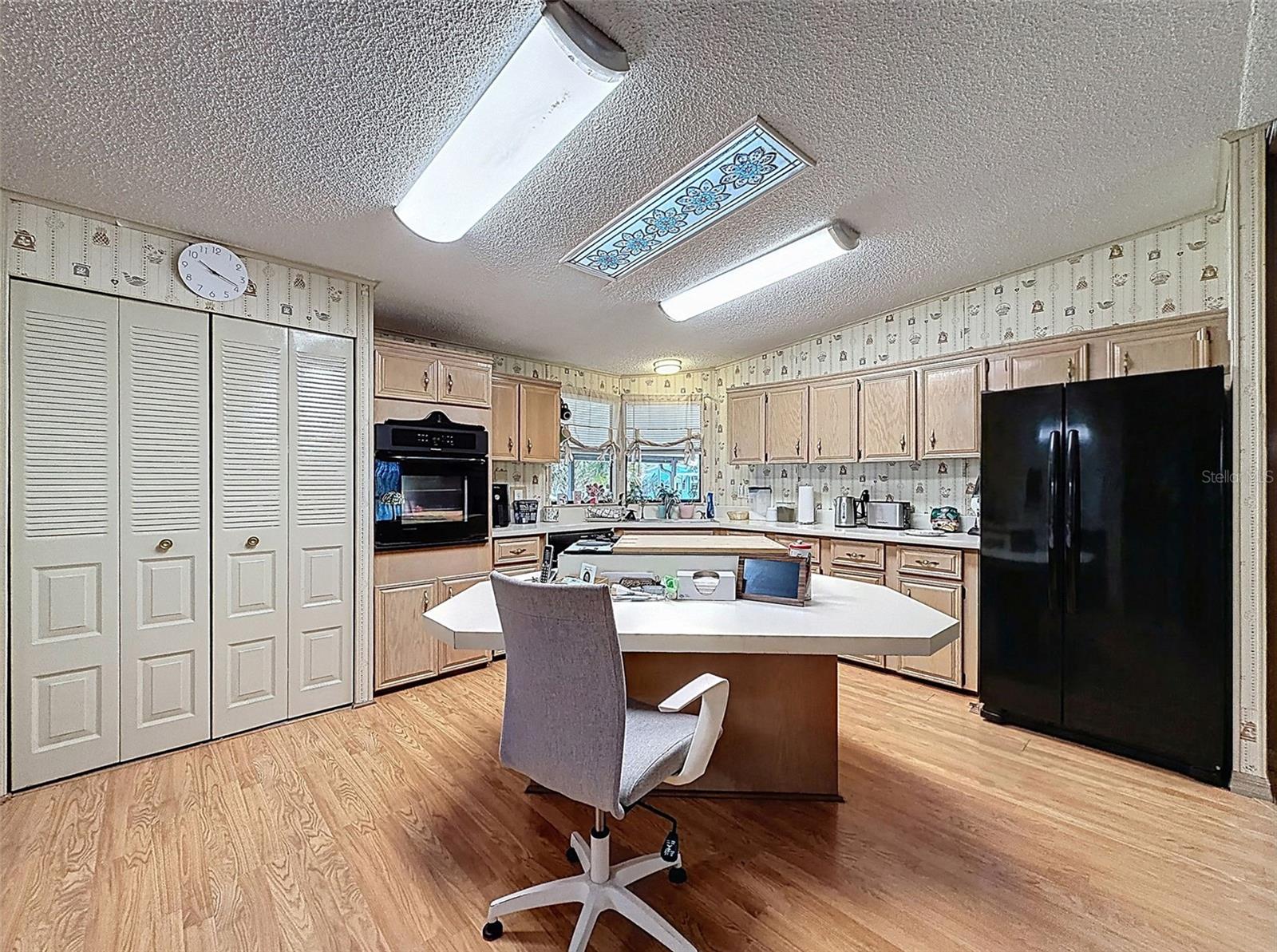 VILLAGE PARK - Residential