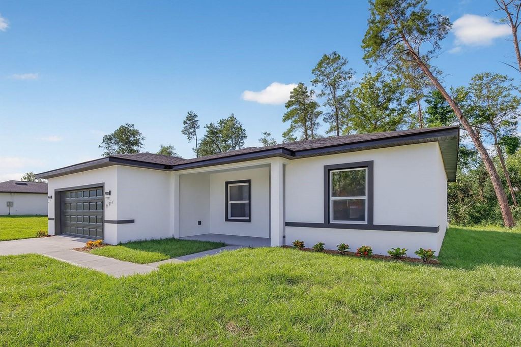 Photo of 17261 SW 41st Circle, Ocala, FL 34473 (MLS # O6356253)