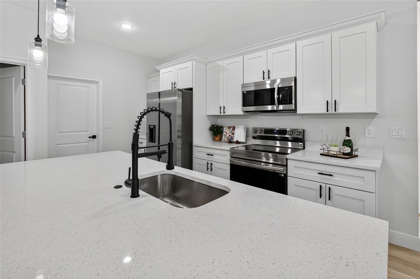 MARION OAKS - Residential