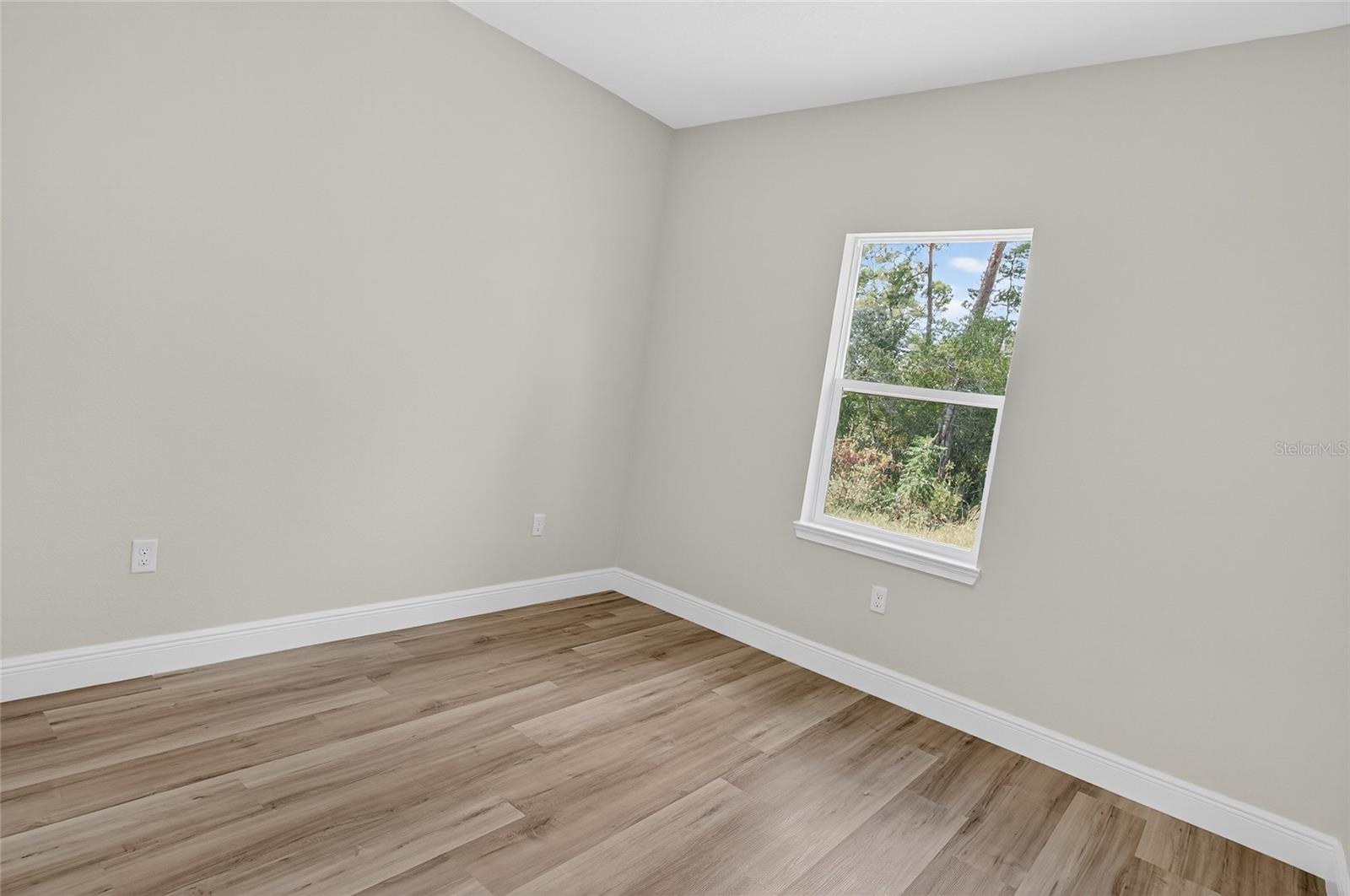 MARION OAKS - Residential