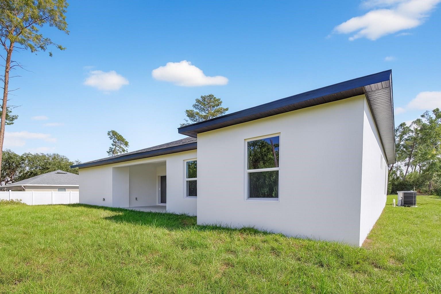 MARION OAKS - Residential