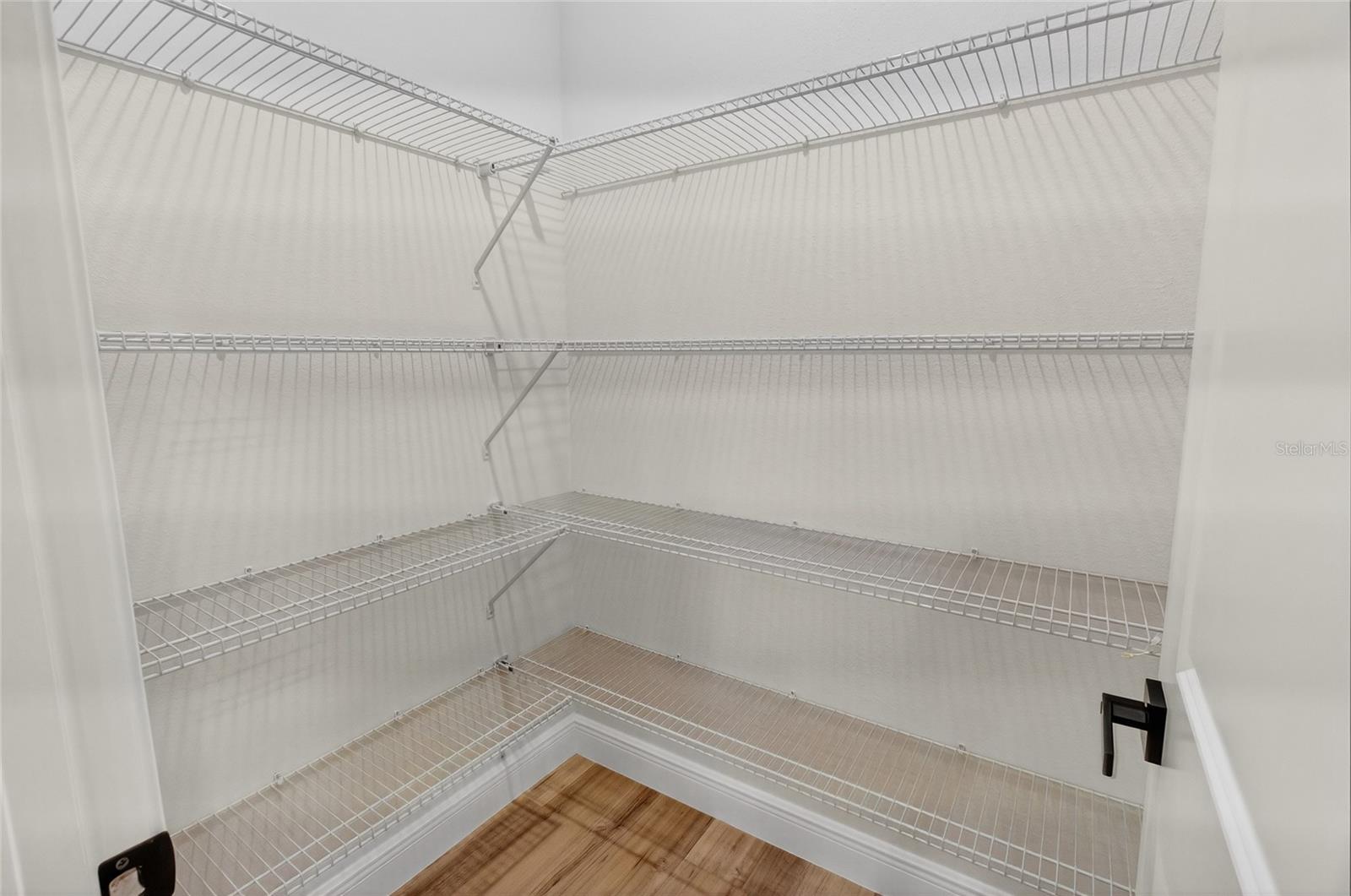 MARION OAKS - Residential