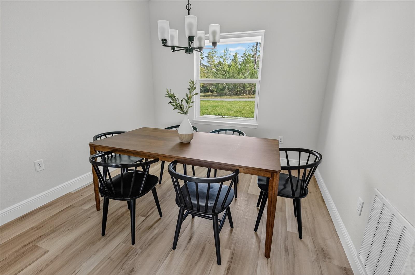 MARION OAKS - Residential